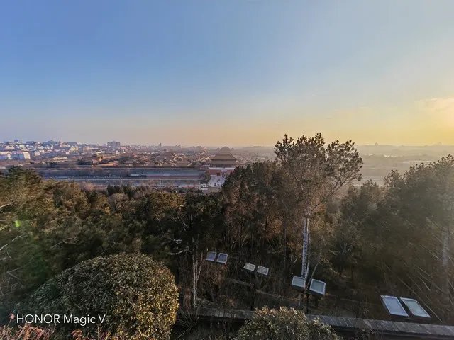 【有料评测】荣耀Magic V评测:也许是第一款能让你