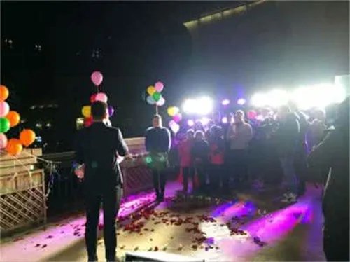 适合求婚唱的歌曲推荐  30首浪漫的求婚歌曲