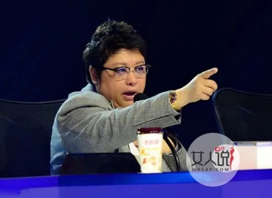 韩红管彤结婚接吻相片:秘密隐婚背后的惊人真相揭秘