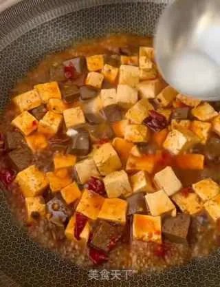 鸭血豆腐