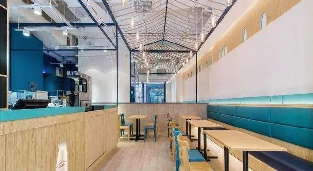 快餐店装修设计攻略 这样装修的快餐店不挤爆你找我啊！