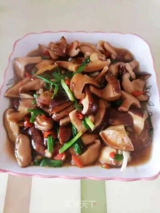 炒香菇