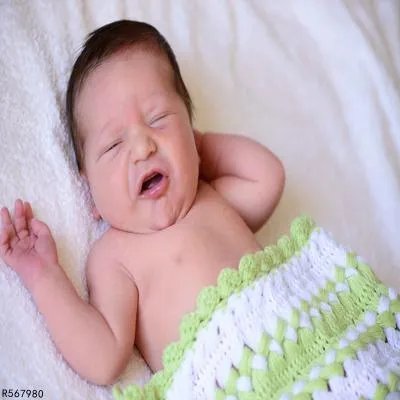 宝宝从床上掉下来怎么办