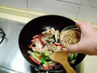 千年历史名菜“东安子鸡”
