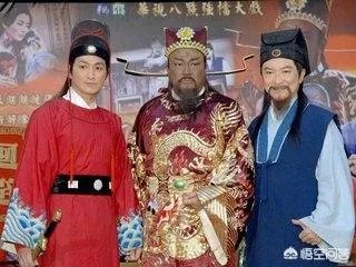 何家劲一生中演过多少部电视剧?