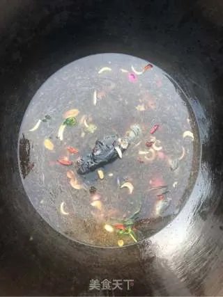 正宗鱼头泡饼